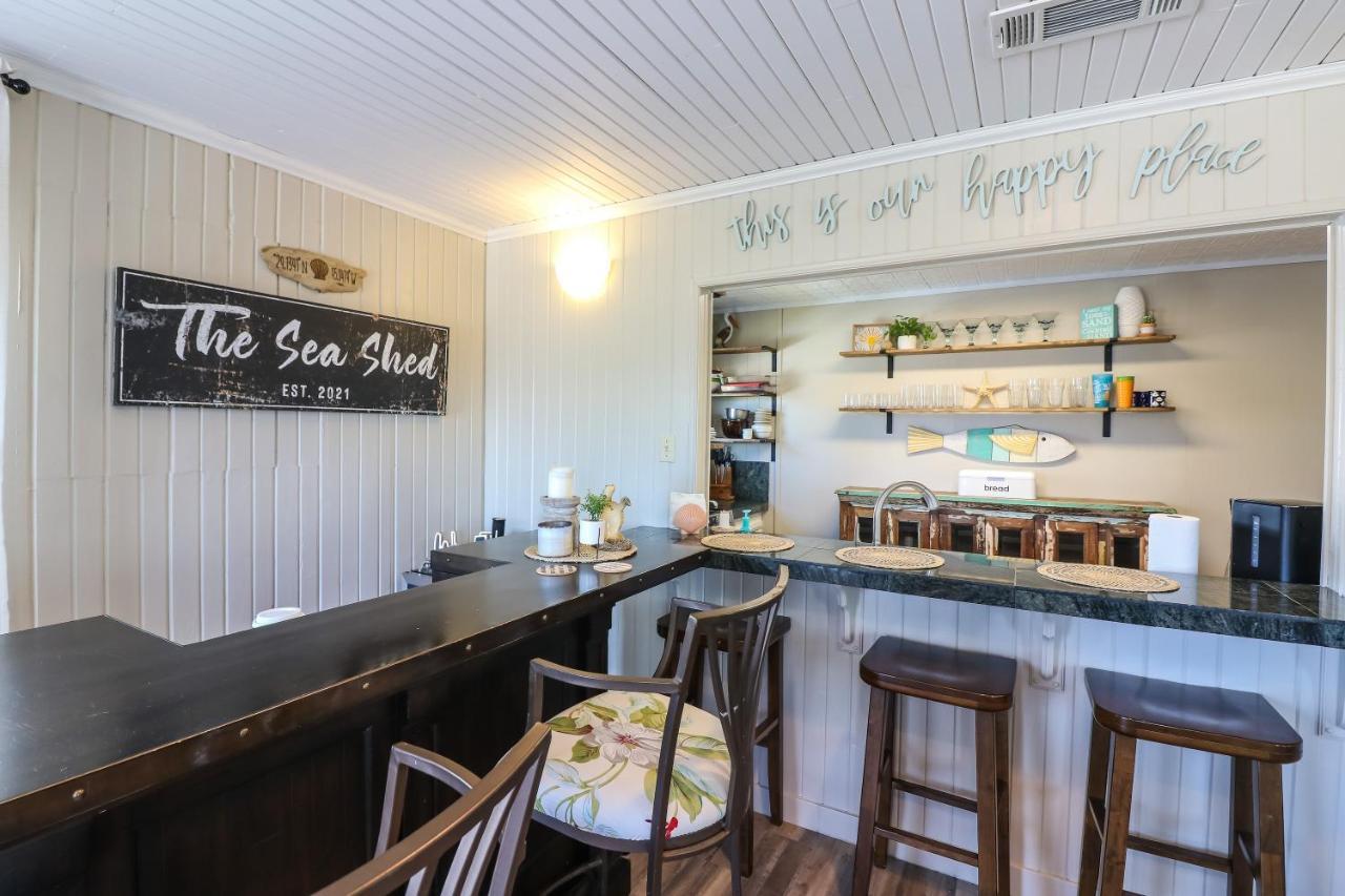 One-Of-A-Kind Beach Home With Lounge Bar Game Room ガルベストン エクステリア 写真