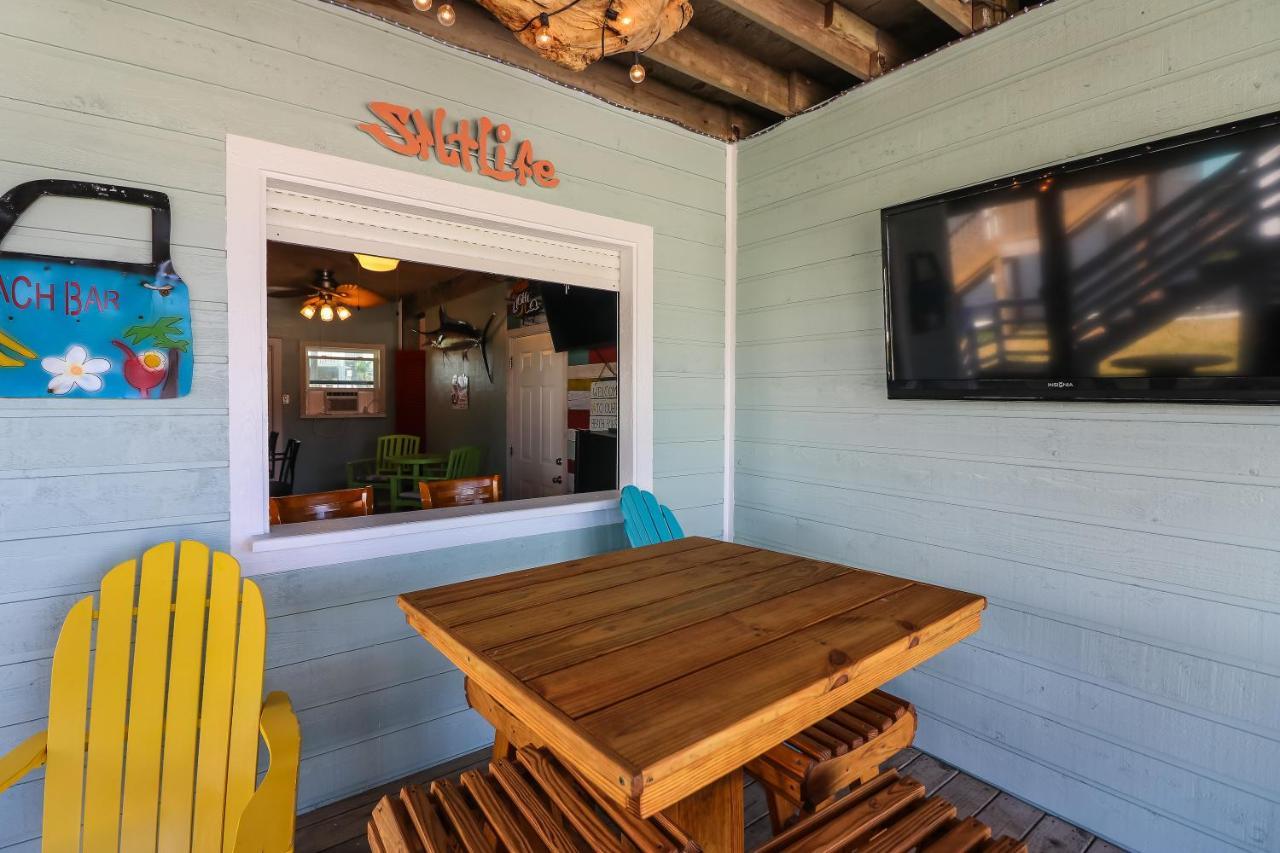 One-Of-A-Kind Beach Home With Lounge Bar Game Room ガルベストン エクステリア 写真