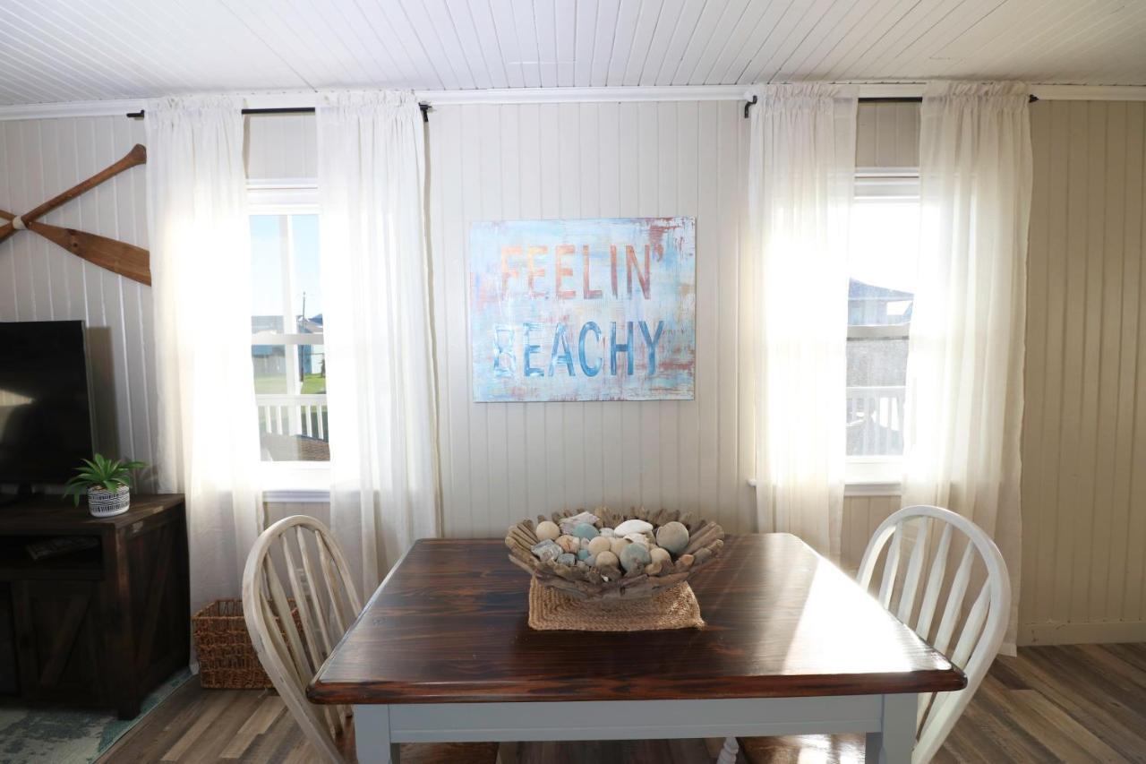 One-Of-A-Kind Beach Home With Lounge Bar Game Room ガルベストン エクステリア 写真